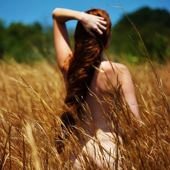 Meet your Posher, Christina - Picture 4 of 5